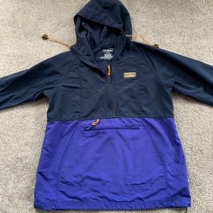 L.L. Bean two tone pullover windbreaker